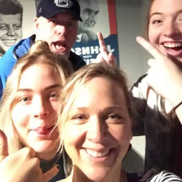 Meet your Posher, Shannon - Picture 1 of 1